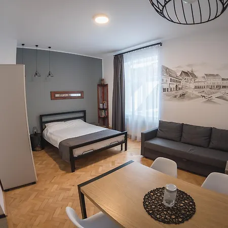 Zinne Apartman *